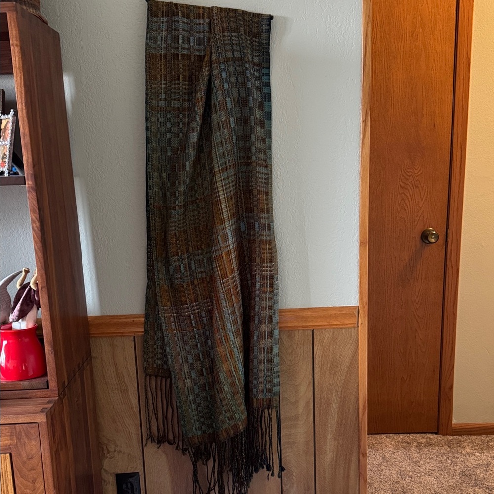Chic Multicolor Plaid Scarf with Fringe